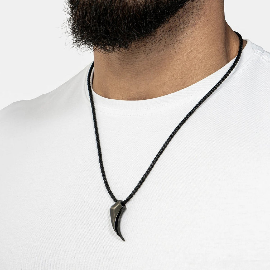 SERASAR Wolf Black Leather Necklace – image 3