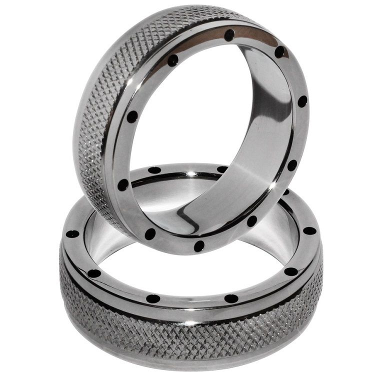 Metal Ring For Penis And Testicles 40mm – image 2